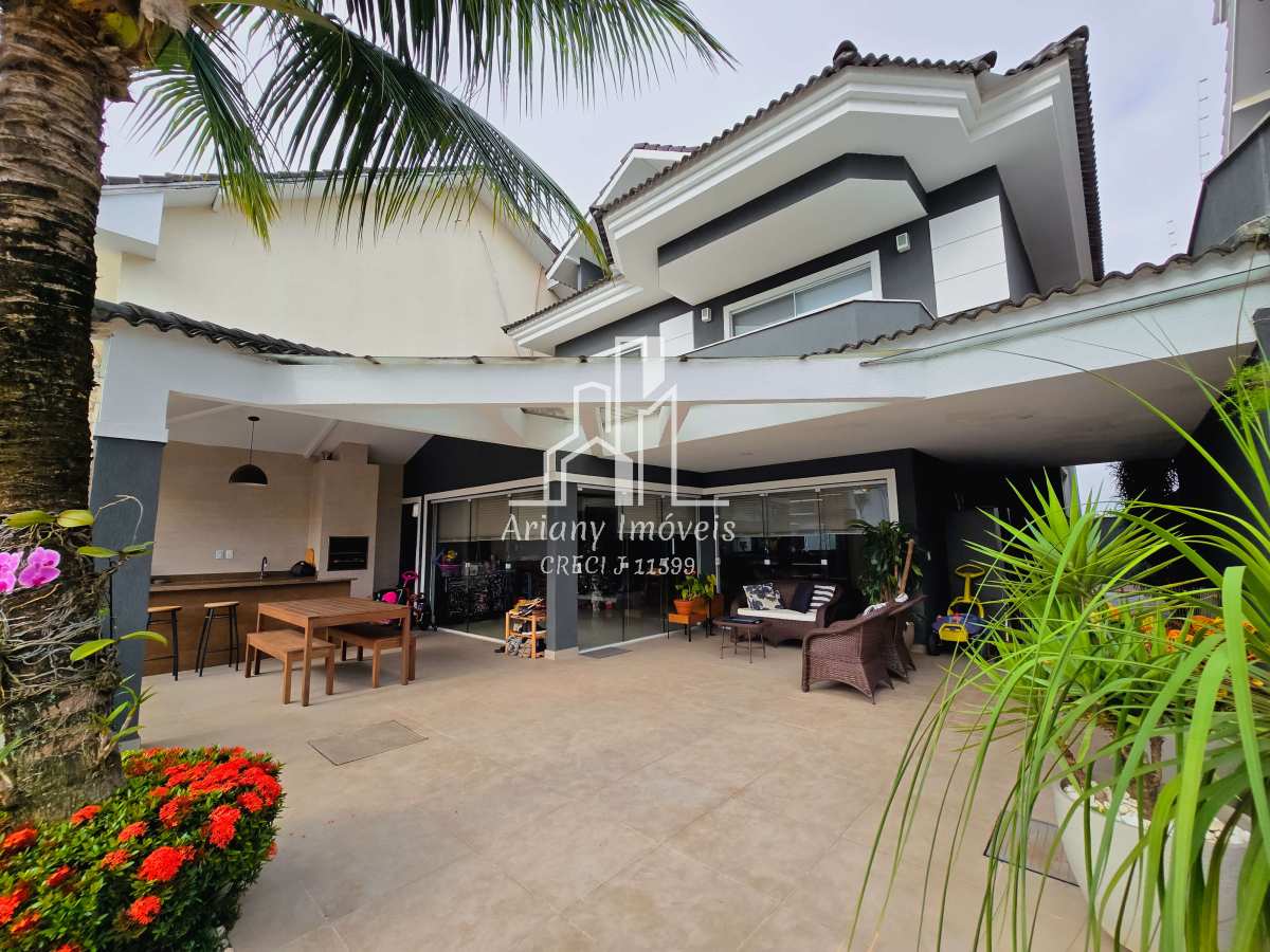 Sand Lake Residencial | Casa triplex 4 suítes 276 m² no Recreio - Ariany Imóveis e Consultoria Imobiliária