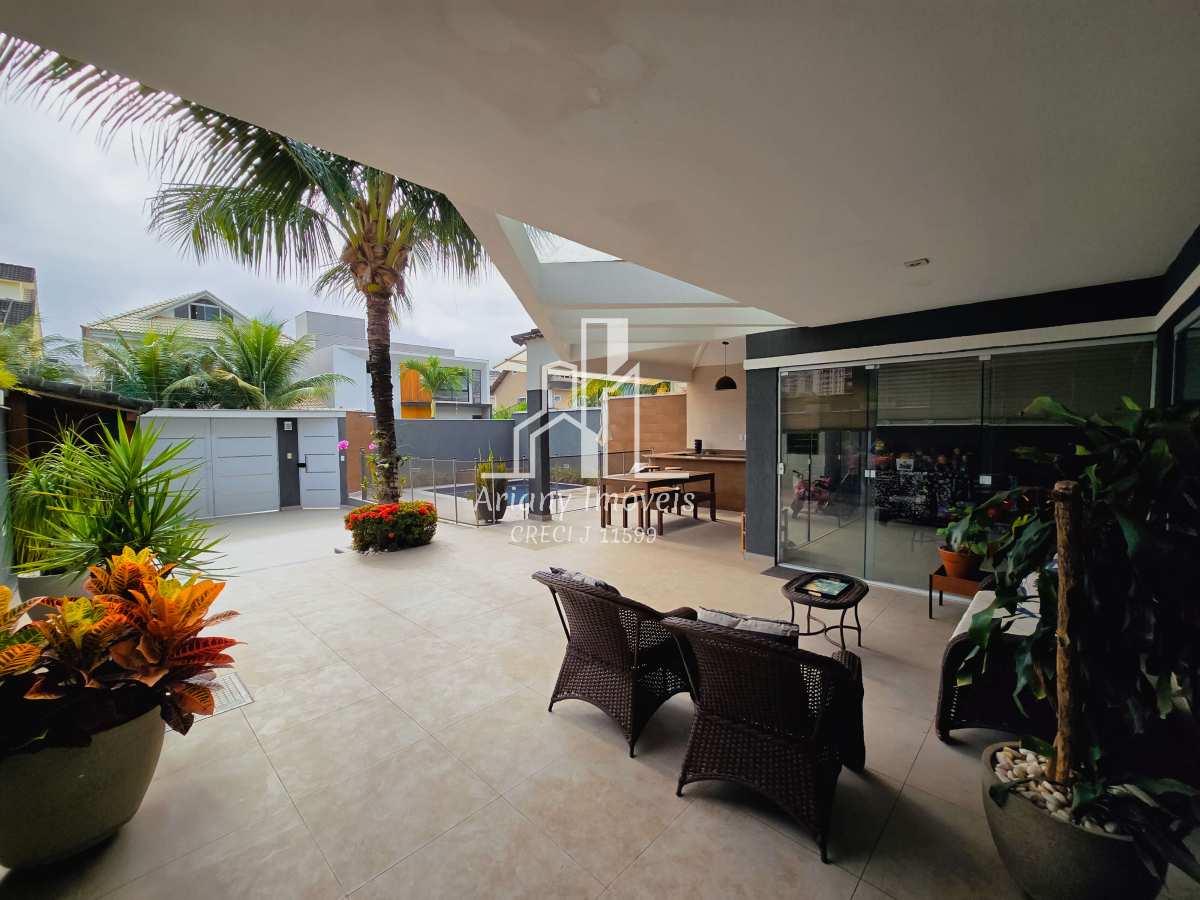 Sand Lake Residencial | Casa triplex 4 suítes 276 m² no Recreio - Ariany Imóveis e Consultoria Imobiliária